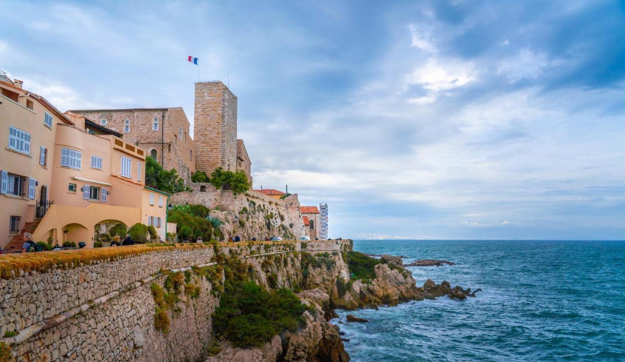 Nice Renting - Massena - Loft - Heart Of Vieil Antibes - The Market With Sea View Экстерьер фото